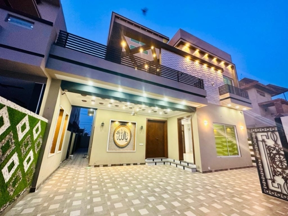 10 Marla Brand New House For Sale in Central Park Lahore G Block (3)