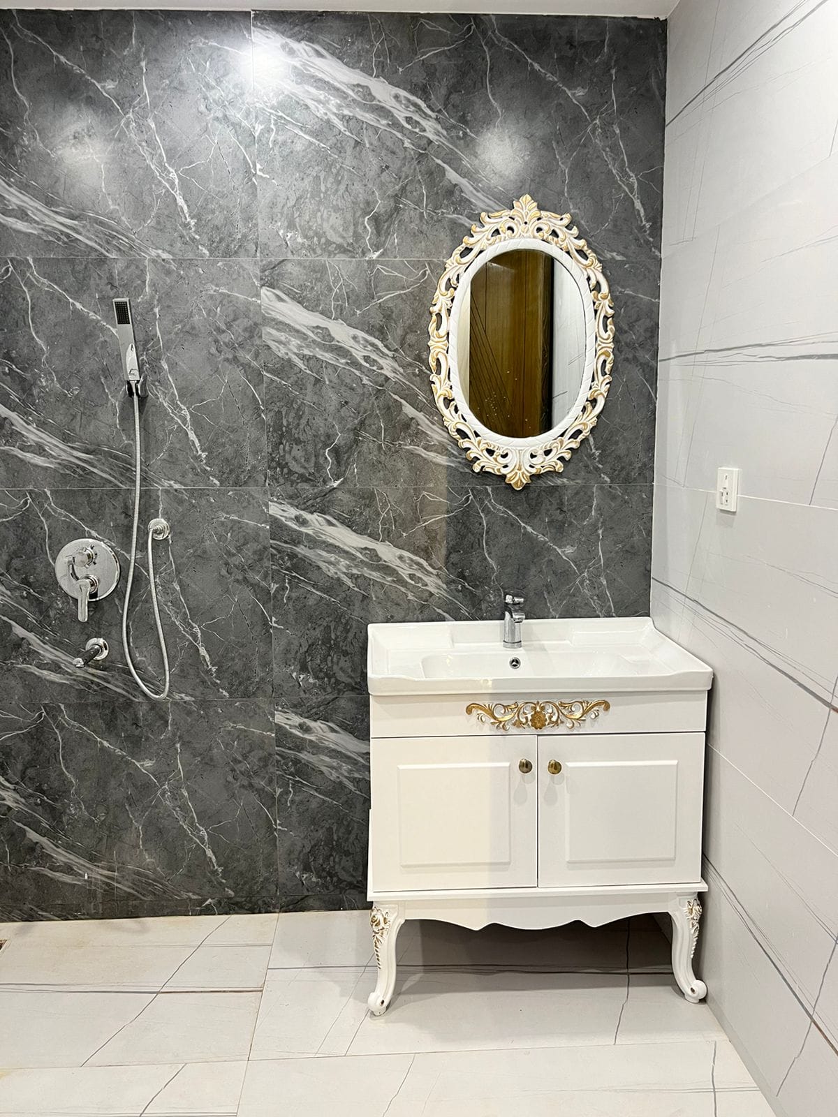 10 Marla Spanish House For Sale (11) 10 Marla Spanish House For Sale (11)