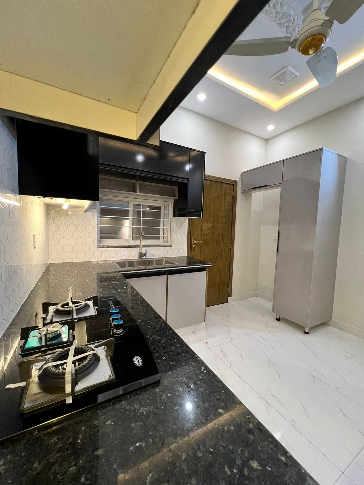 10 Marla Spanish House For Sale (13) 10 Marla Spanish House For Sale (13)