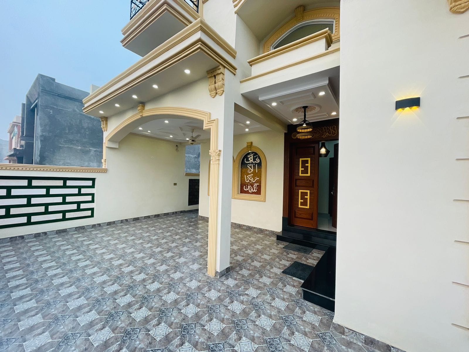 10 marla spanish House for sale in Central Park Lahore (18) 10 marla spanish House for sale in Central Park Lahore (18)