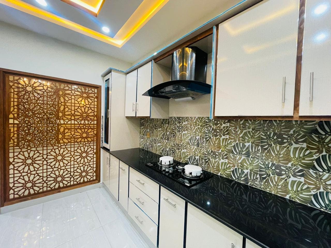 10 marla spanish House for sale in Central Park Lahore (7) 10 marla spanish House for sale in Central Park Lahore (7)