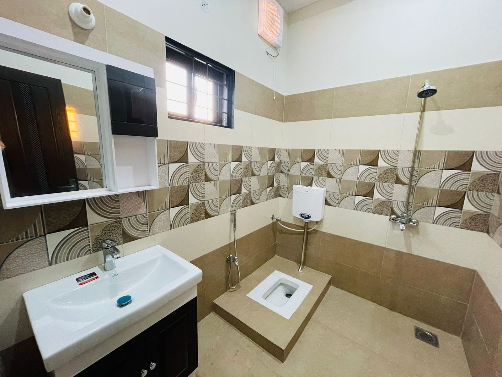 10m brand new house for sale in central park housing scheme lahore (11) 10m brand new house for sale in central park housing scheme lahore (11)