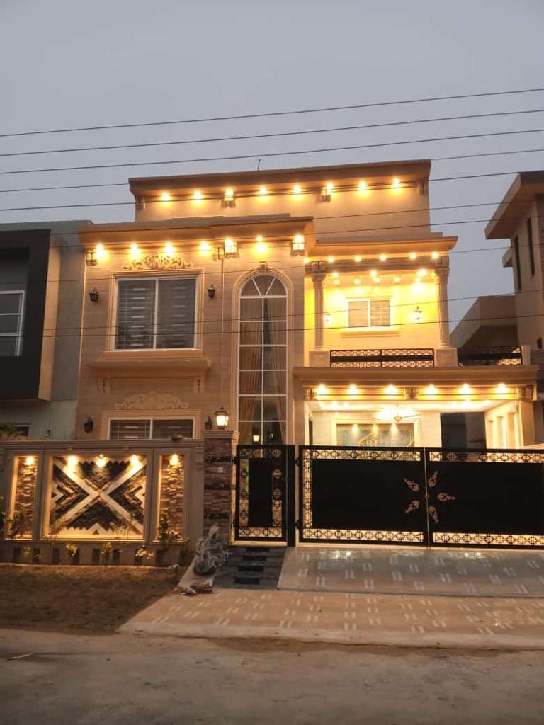 10m house for sale h block central park lahore (24) 10m house for sale h block central park lahore (24)