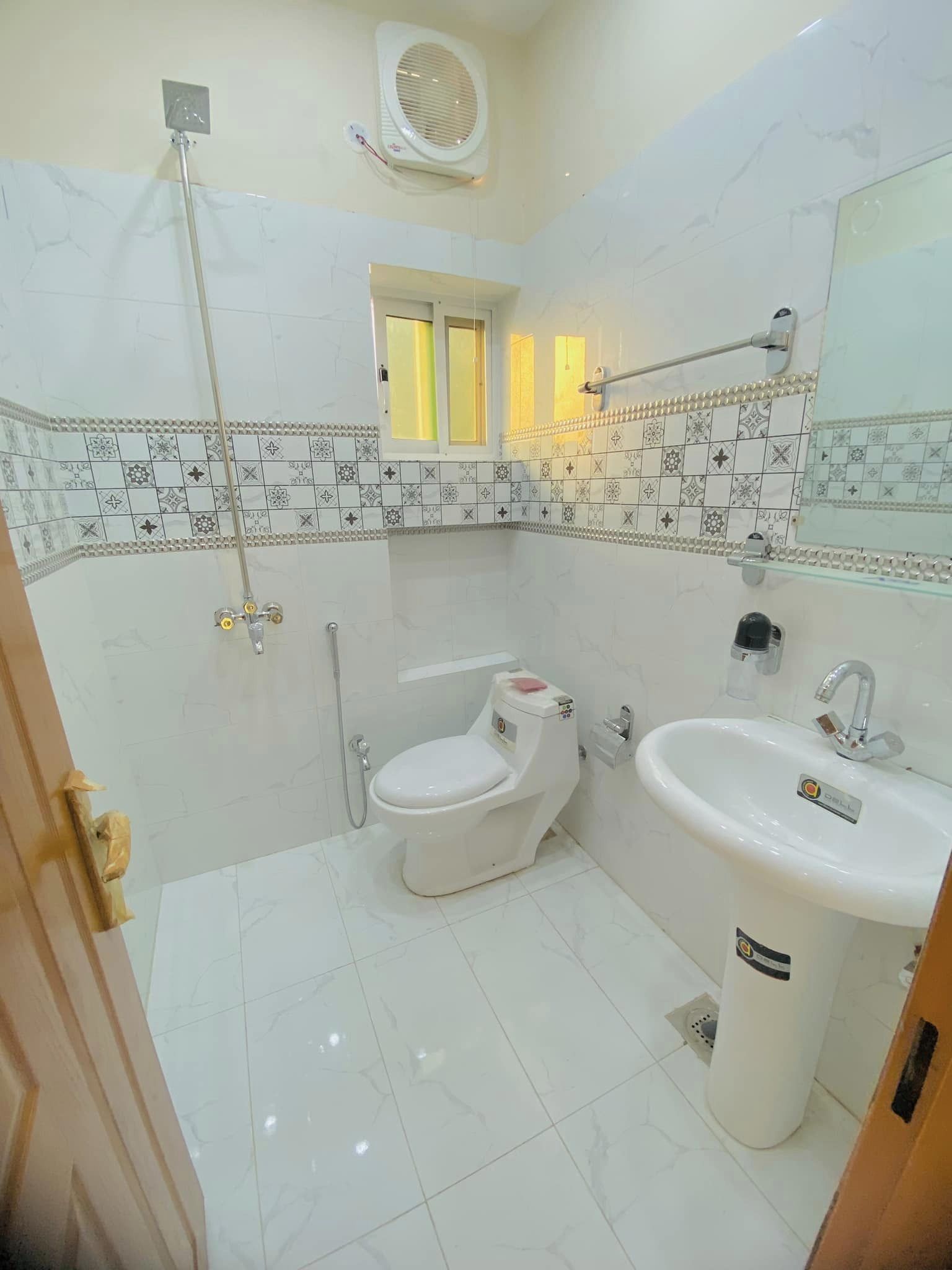 5 Marla Brand New House For Sale (11) 5 Marla Brand New House For Sale (11)