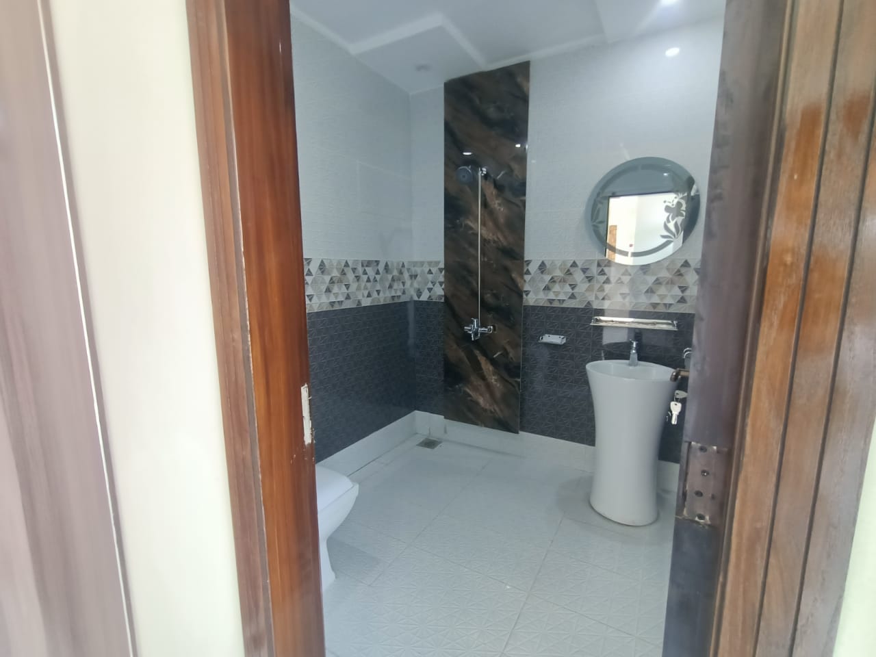 5 Marla Modern Design House in Central Park Lahore (5) 5 Marla Modern Design House in Central Park Lahore (5)